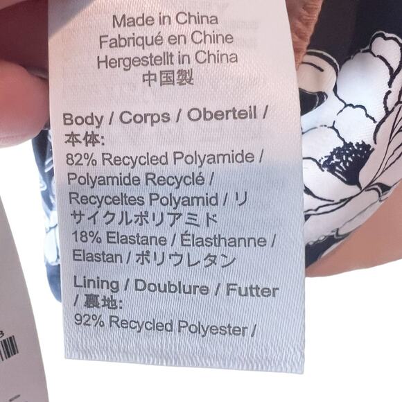 J. Crew Square‎ Neck Wide Strap Bikini Top In Magnolia Floral Navy Size 3X NWT - Picture 6 of 8